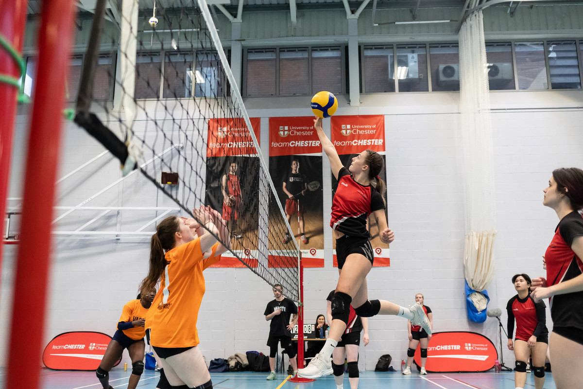 Indoor netball